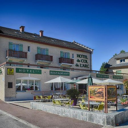 Logis Hotel - Le Col De L'Arc Lans-en-Vercors Exterior foto